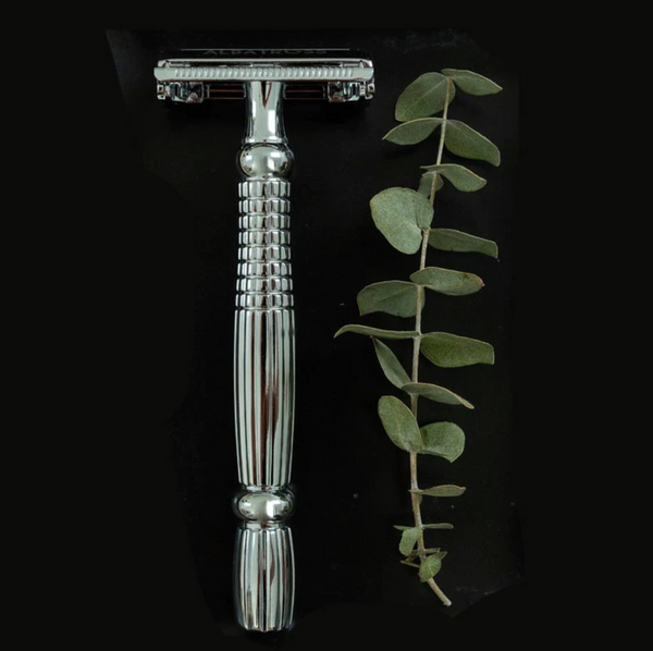 Albatross extra long butterfly razor