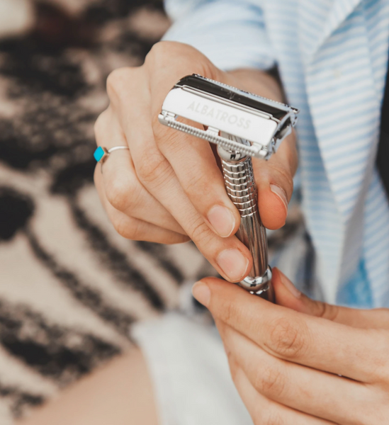 Albatross extra long butterfly razor