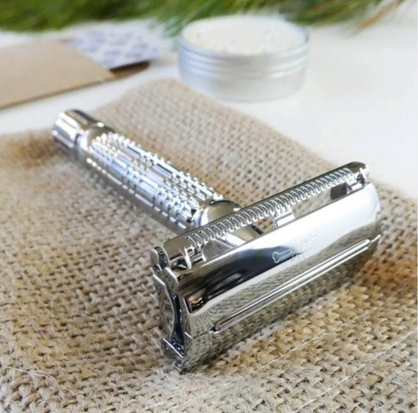 Albatross butterfly razor